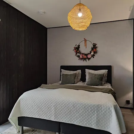 Arctic Aurora Hideaway