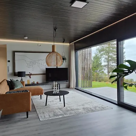 Arctic Aurora Hideaway Rovaniemi